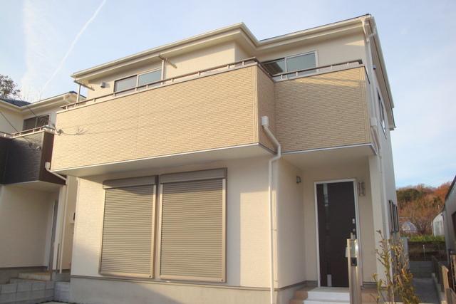 Local appearance photo. Local (12 May 2013) Shooting