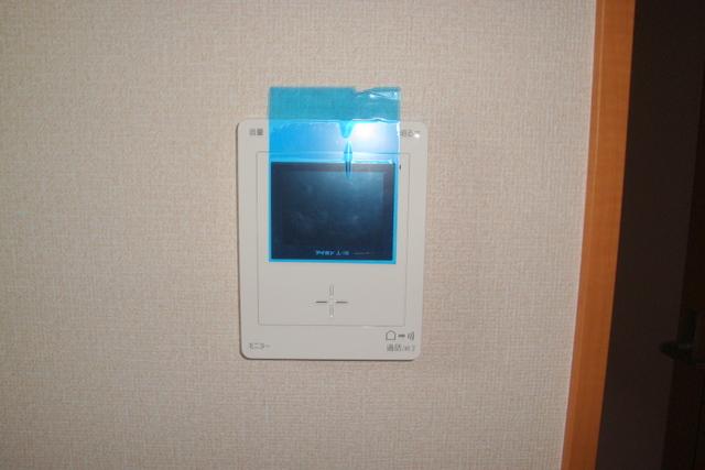 Security equipment. TV monitor Hong (December 2013) Shooting