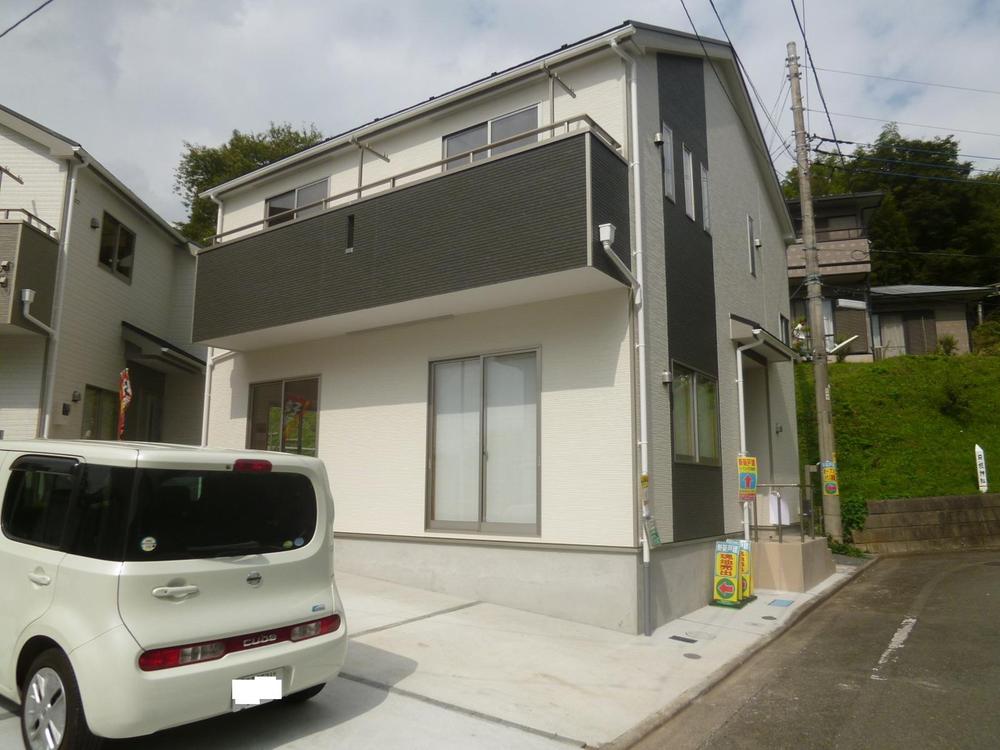 Local appearance photo. Local (10 May 2013) shooting 1 Building