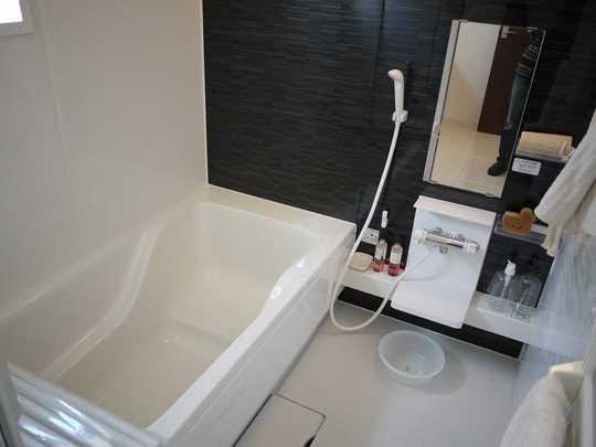 Same specifications photo (bathroom). Air Heating drying with unit bus