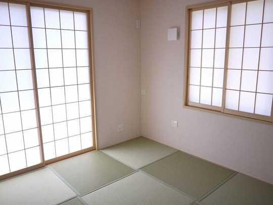 Same specifications photos (Other introspection)