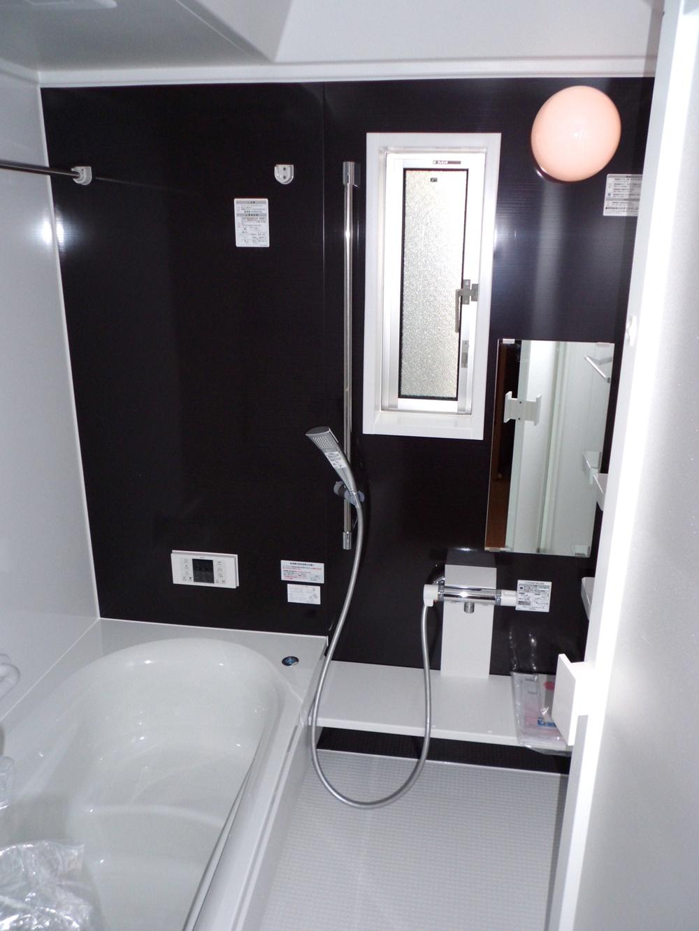 Bathroom. Indoor (12 May 2013) Shooting