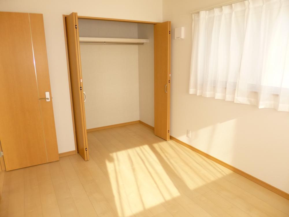 Non-living room. Western-style 6 Pledge