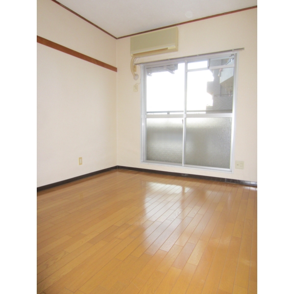 Living and room. Flooring ・ 6 Pledge! 