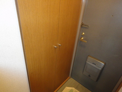 Entrance.  ☆ Shoe box ☆ 