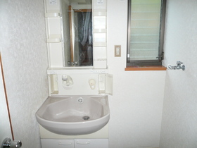 Other Equipment. Shampoo dresser