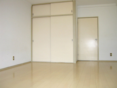 Receipt. Storage of large capacity! 