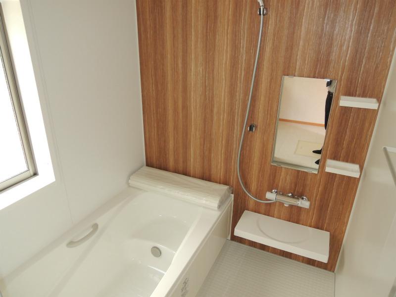 Bathroom. Spacious bathroom of 1 pyeong type Building 2