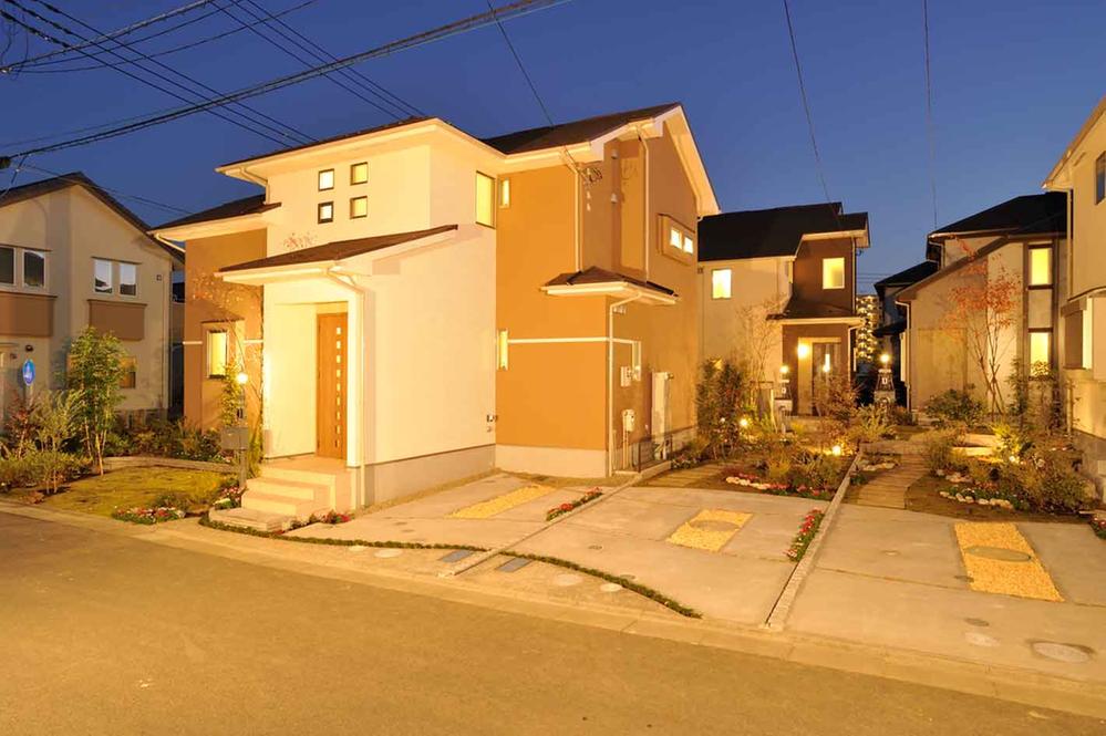 Local appearance photo. 27 period cityscape