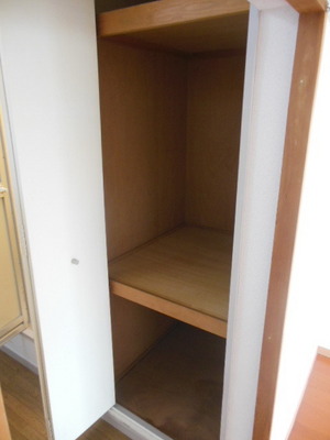 Receipt. Storage space