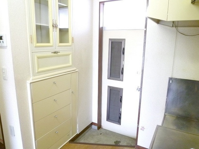 Receipt. Storage pat on the cupboard