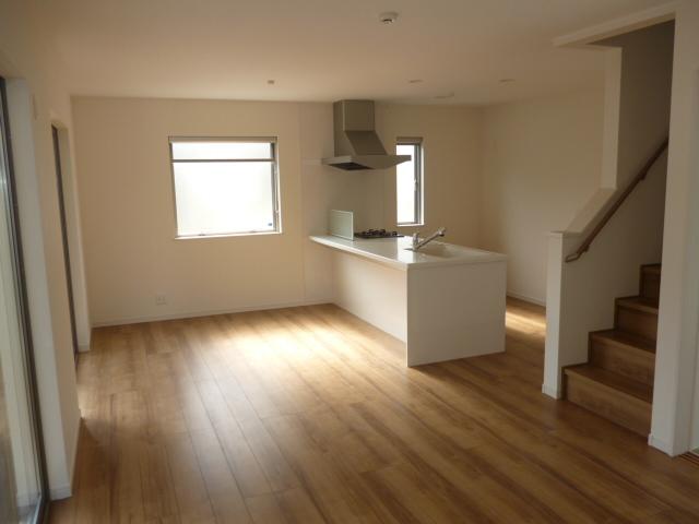 Living. 1 Building LDK 18.5 Pledge of cafe-style kitchen, Living stairs