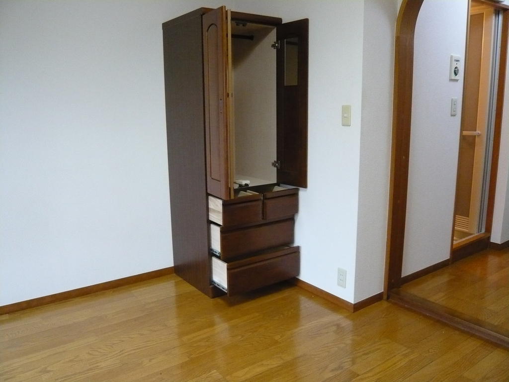 Receipt.  ☆ Storage space ☆