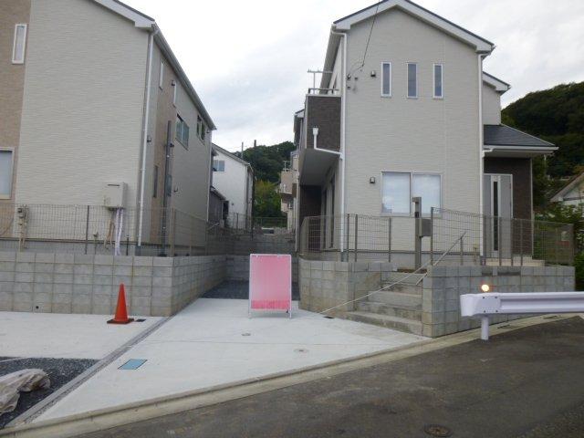 Local appearance photo. Building 3 (October 2013) Shooting