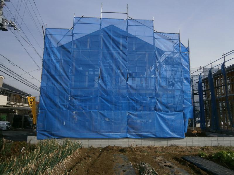 Local photos, including front road. Local (12 May 2013) Shooting 1 Building