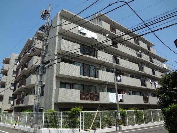 Local appearance photo. West Hachioji Park ・ Holmes