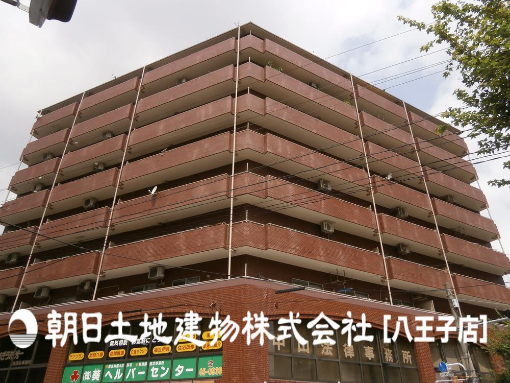 Local appearance photo. local