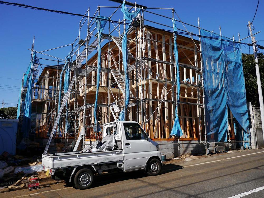 Local appearance photo. It is also a good many living environment commercial facility within walking distance in a quiet residential area.