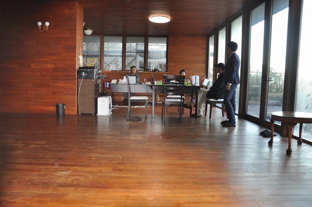 Living. Indoor (11 May 2013) Shooting