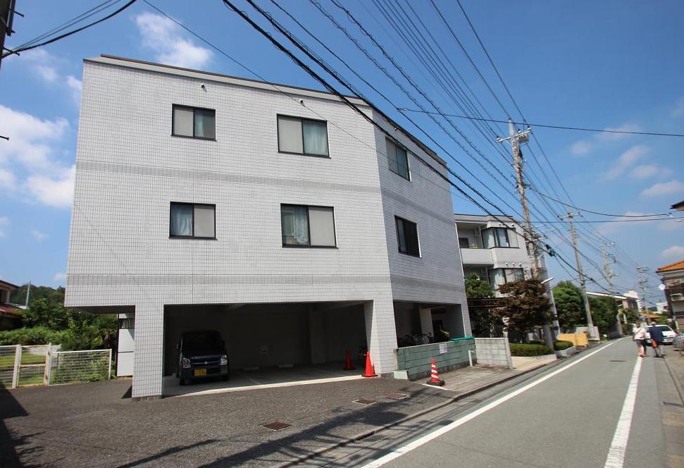 Other local. Local (09 May 2013) Shooting