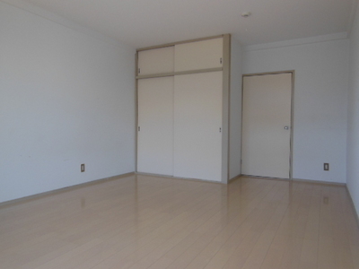 Other room space.  ☆ Western-style 10 Pledge ☆ 