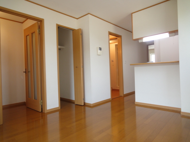 Living and room. Reference photograph