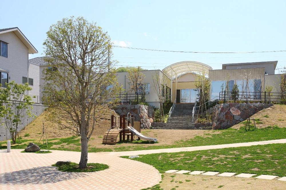 Other. Become a landmark of the town MidoriIku Plaza (pictured), Main hall and MTG space, Available such as a large kitchen in the multi-purpose. Attention to detail of building the city, such as dedicating gardener to support gardening (Please contact us for more information)