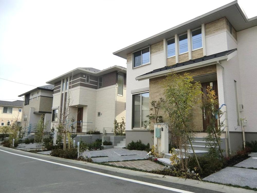 Local appearance photo. Local streets <11-7 Building More> Local (January 2013) Shooting