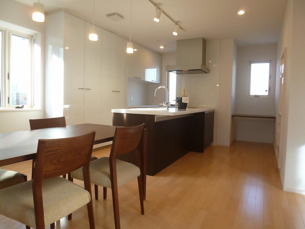 Living. Indoor (12 May 2013) Shooting