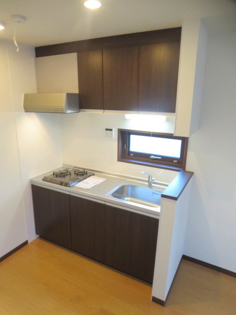 Kitchen. Gas 2-neck of system Kitchen! Good feeling there is also a window