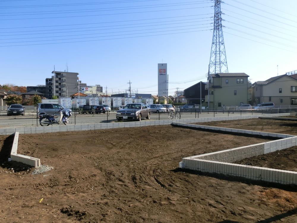 Local appearance photo. 4 Building