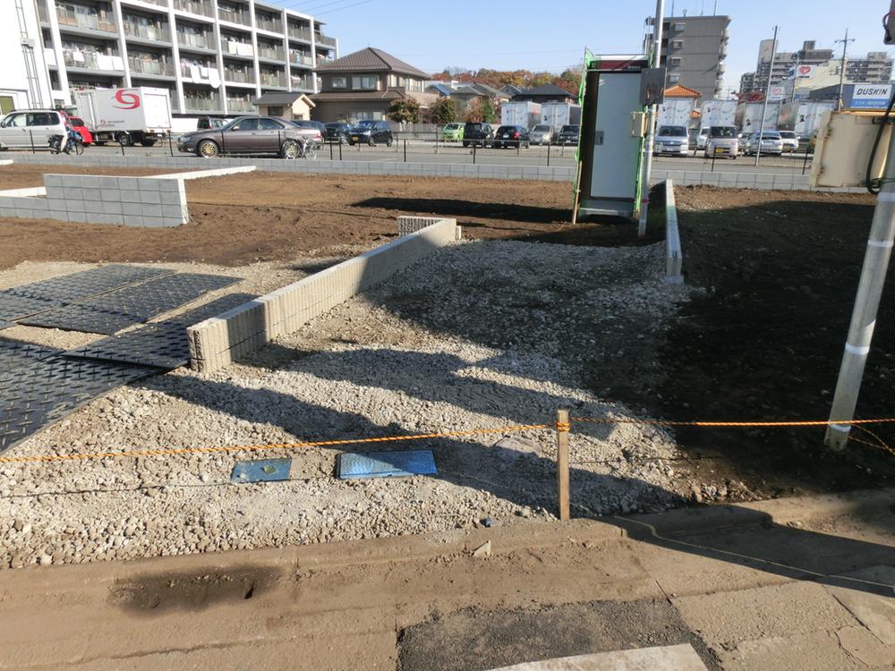 Local appearance photo. 6 Building