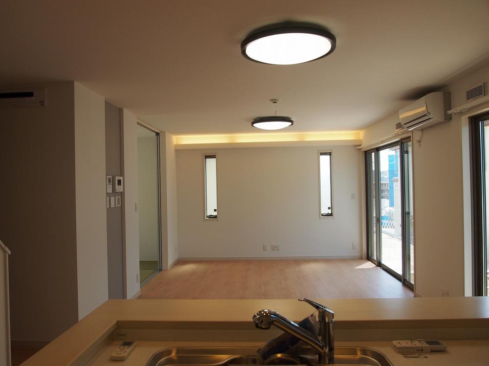 Living. 114 No. land LDK (2013 September shooting)