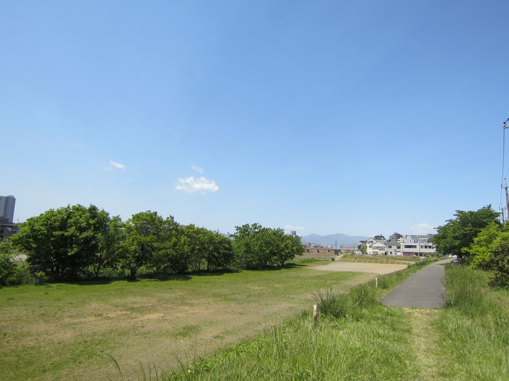 Other. Asakawa river (about 4m scissors the front road to the river from the apartment site)