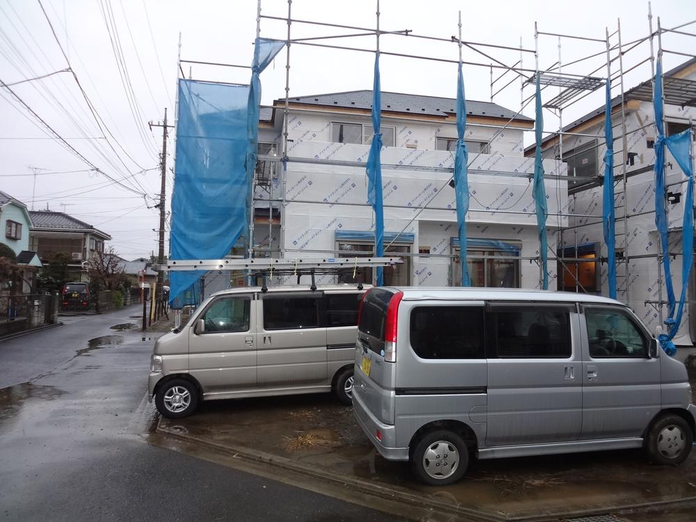 Local appearance photo. Two buildings site