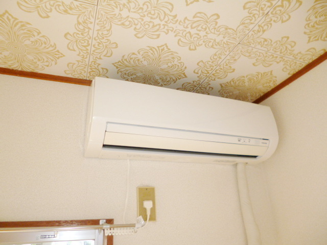 Other. Air-conditioned