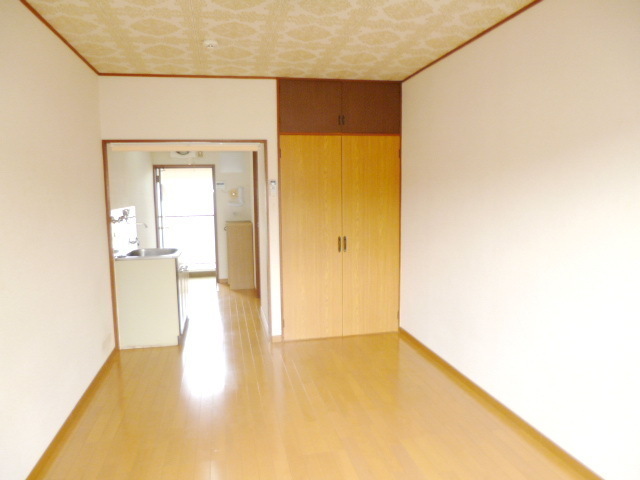 Living and room. Popular Flooring