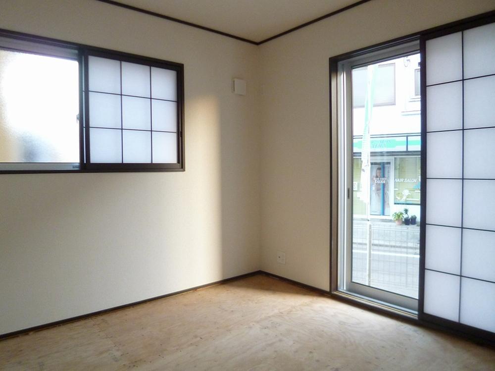 Non-living room. Indoor (11 May 2013) Shooting