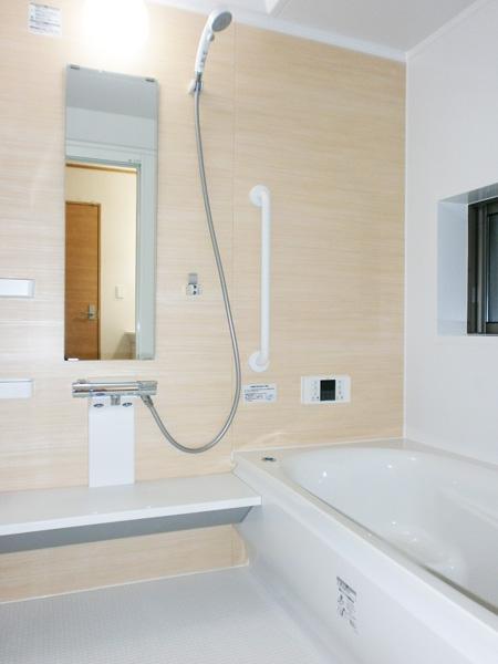 Bathroom. 1 tsubo unit bus spacious time provided you can enjoy