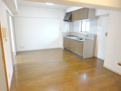 Living and room. LDK is very easy to use and widely