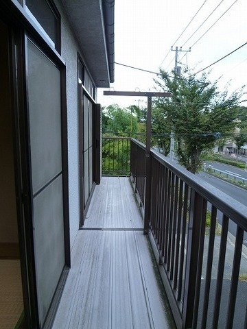 Receipt. Balcony is also wide