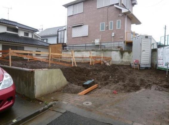 Local photos, including front road