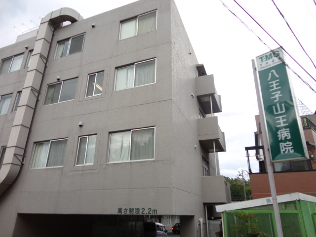 Hospital. Nakanosan'no 3355m to the hospital (hospital)