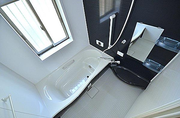 Same specifications photo (bathroom)