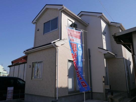 Local appearance photo. 5 minutes complex Centrale Hachioji Suwa walk, such as super ・ Drug store ・ It is a convenience store a 3-minute walk of life convenient environment.