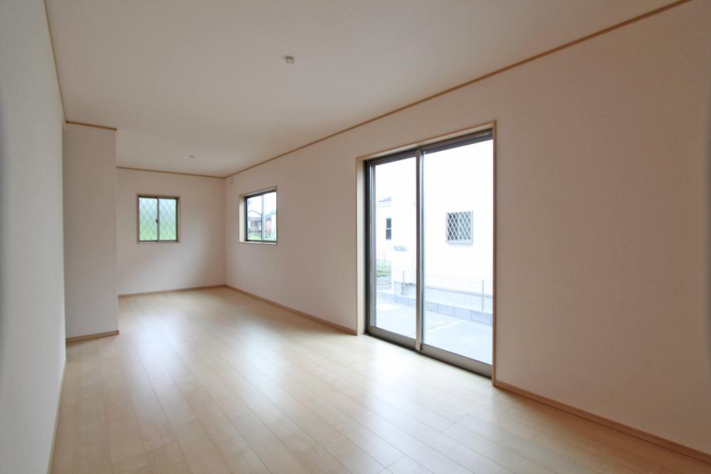 Living. Local (August 2013) Shooting Building 2 LDK