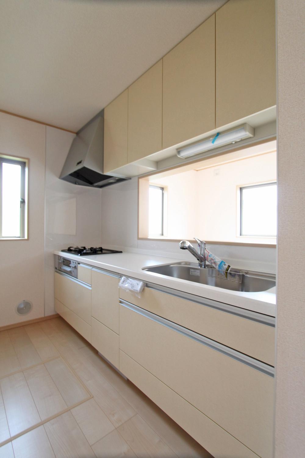 Kitchen. Local (08 May 2013) Shooting Building 2 Kitchen