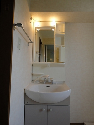 Washroom.  ☆ Busy morning and evening of strong ally ☆ 