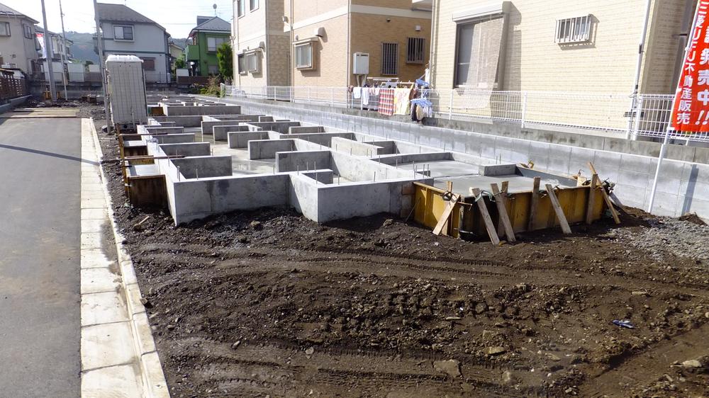 Local appearance photo. Local (11 May 2013) Shooting