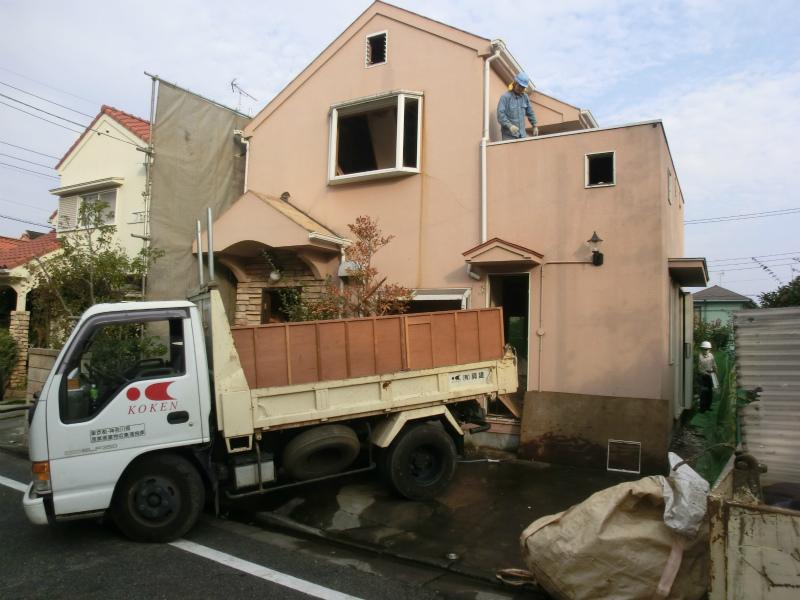 Local appearance photo. Local (11 May 2013) Shooting